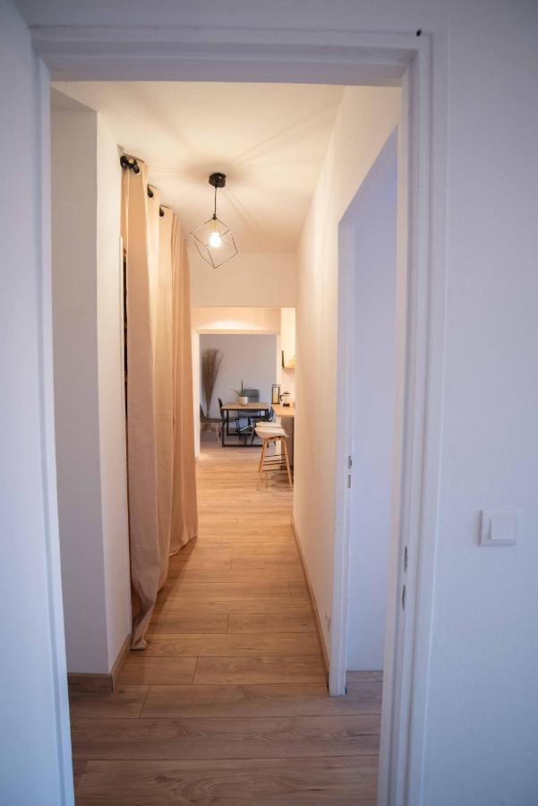 Magnifique Cocon - Metro A Republique - 2 Belles Chambres Avec Dressings - Wifi Gratuit - Netflix - Au Calme Absolu - Lumineux - Jardin Arbore Partage Dans La Residence فيليوربان المظهر الخارجي الصورة